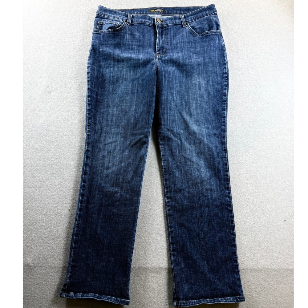 Lee Jeans Women 16 Medium Blue Relaxed Straight Leg Mid Rise 36x30